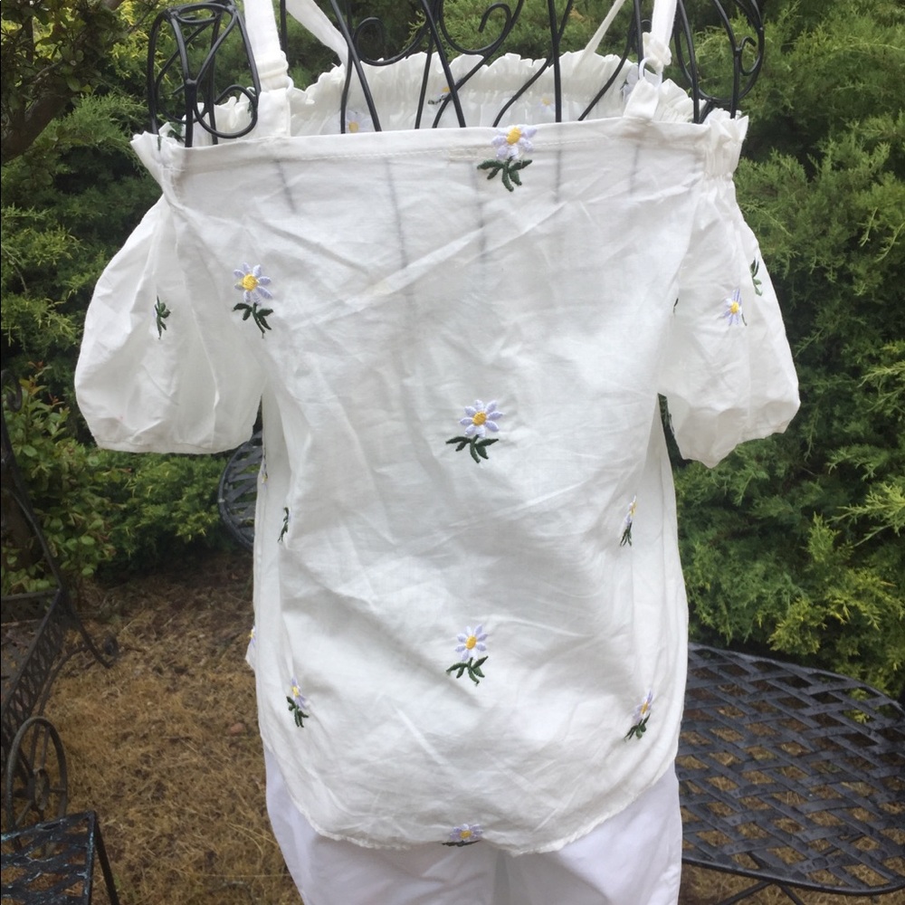 Pursue daisy embroidered white cotton peasant top - Picture 14 of 14